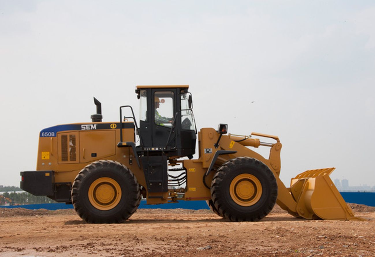 SEM Wheel Loader =