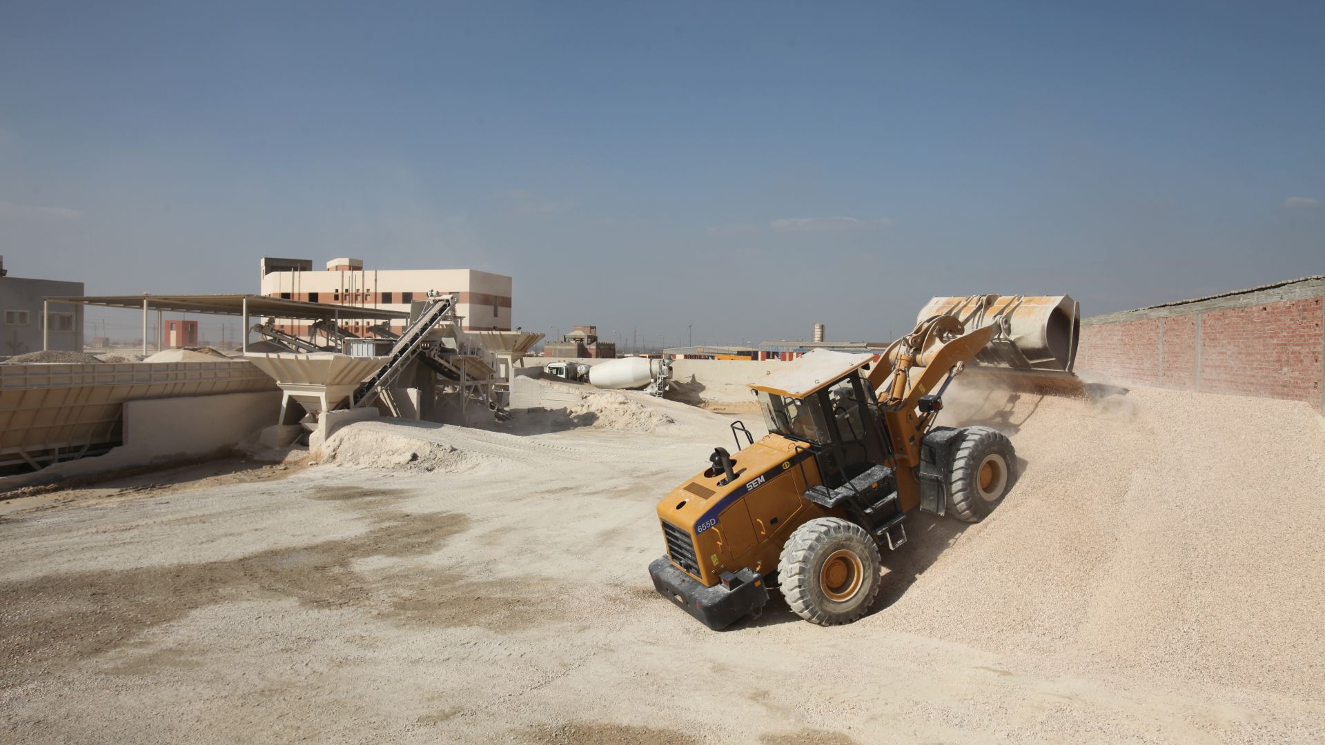 SEM Wheel Loader